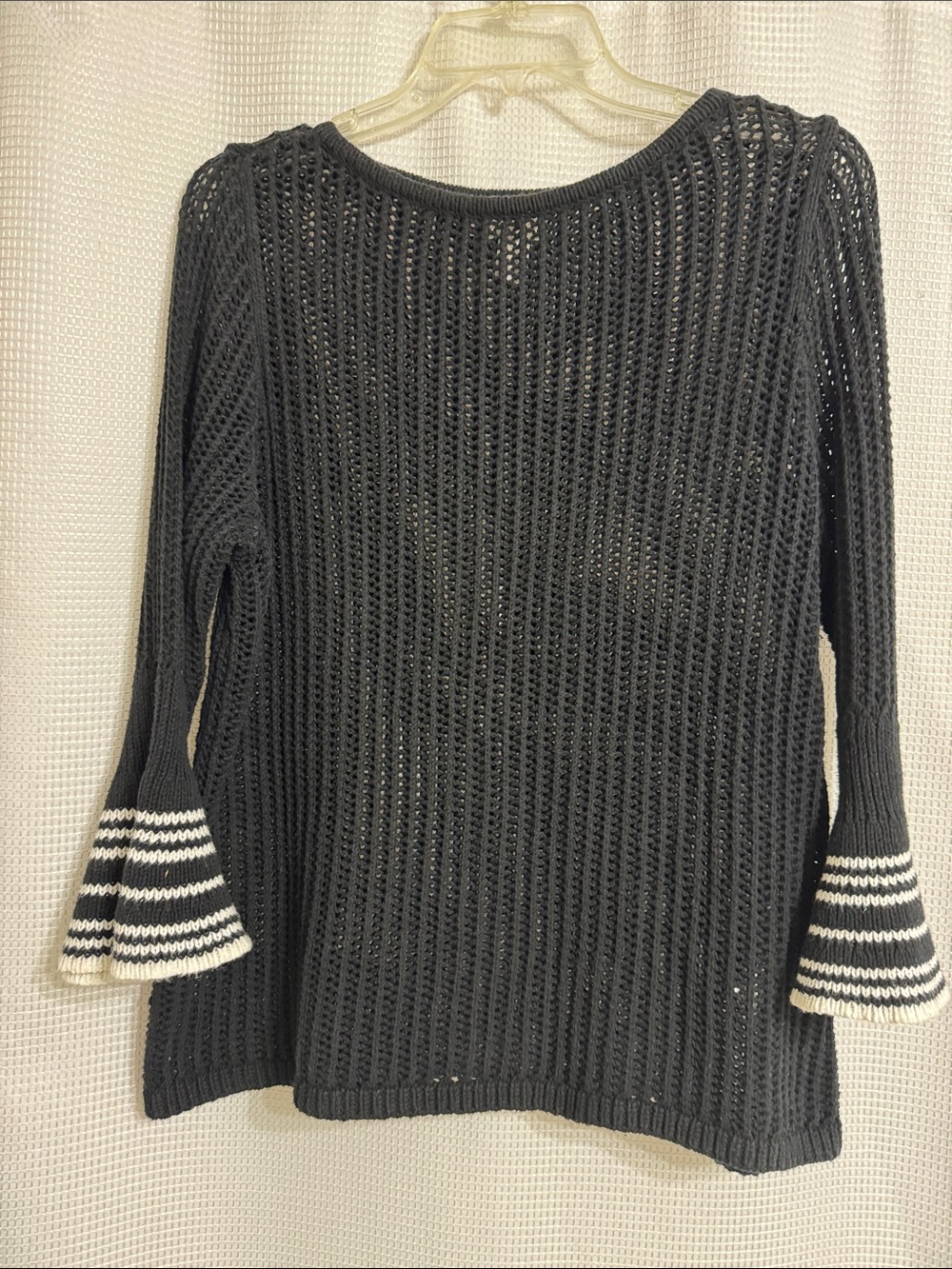 EUC Chico’s jet black cable knit sweater. Size 1 (8-10)
